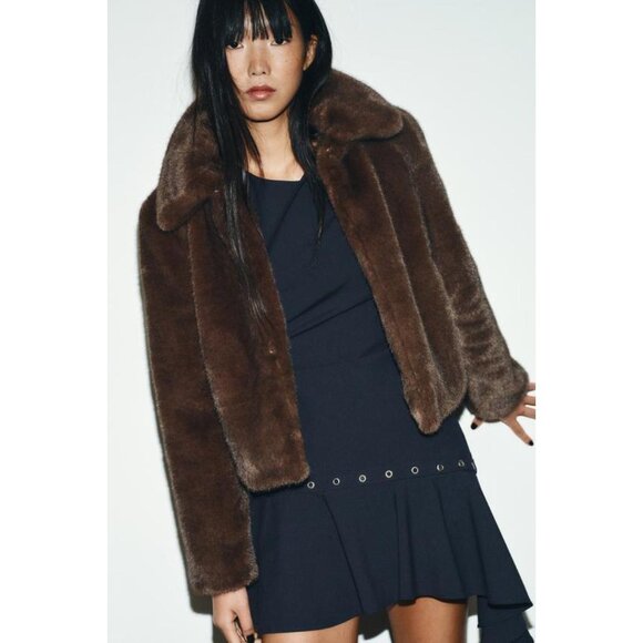 ZARA FAUX FUR SHORT COAT WITH TOGGLE FASTENERS - Picture 6 of 10